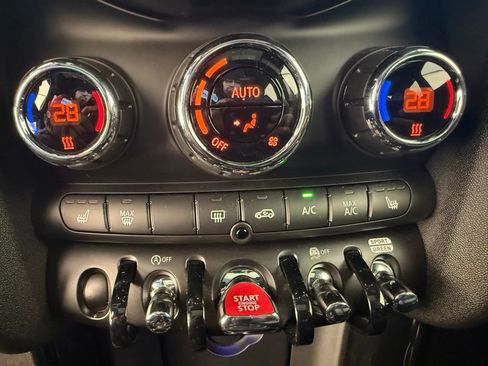 Used 2023 MINI Cooper S image 28