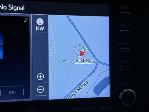 Used 2021 Toyota Highlander Limited image 26