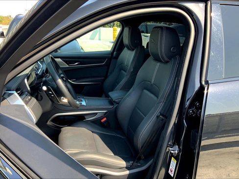 Used 2025 Jaguar F-PACE R-Dynamic S image 22