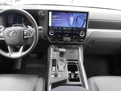 Used 2024 Lexus GX 550 AWD/4WD image 31