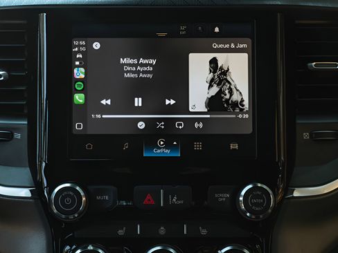 Used 2025 RAM 1500 Big Horn image 32