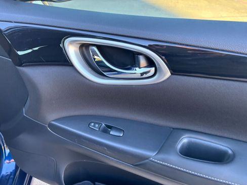 Used 2019 Nissan Sentra SV image 17