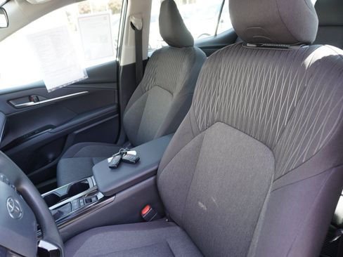 Used 2026 Toyota Camry LE FWD image 21