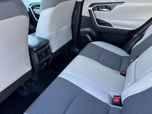 Certified 2025 Toyota RAV4 XLE w/ Convenience Package image 27