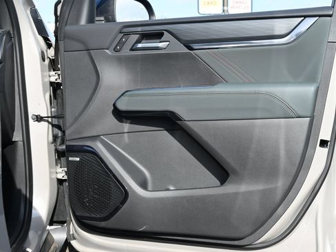 New 2026 GMC Acadia AT4 AWD/4WD image 28