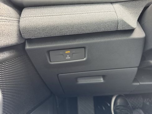 New 2026 Volkswagen Tiguan S image 30