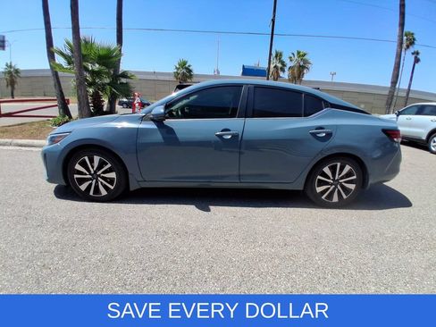 Used 2024 Nissan Sentra SV w/ SV Premium Package FWD image 4
