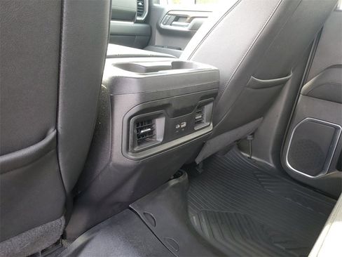 Used 2022 Chevrolet Silverado 1500 LT Trail Boss w/ LT Trail Boss Premium Package image 45