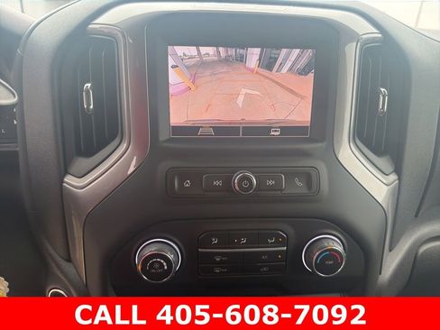 Used 2022 Chevrolet Silverado 1500 Custom AWD/4WD image 10