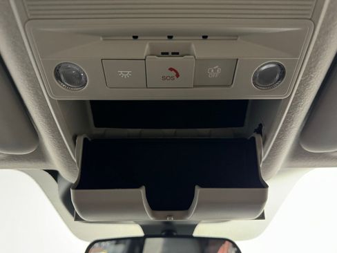 New 2026 Nissan Kicks SR w/ Cold Weather Package image 21