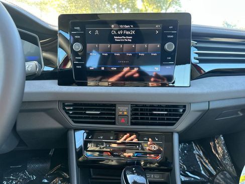 New 2025 Volkswagen Jetta SE image 46