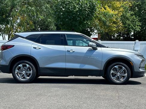 Used 2024 Chevrolet Blazer LT AWD/4WD image 3