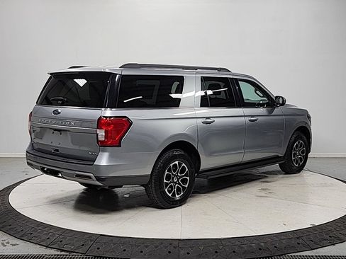 Used 2024 Ford Expedition Max XLT AWD/4WD image 7