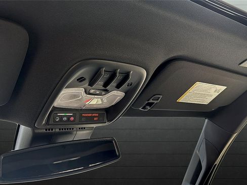 New 2025 GMC Canyon AT4 w/ AT4X Package AWD/4WD image 11