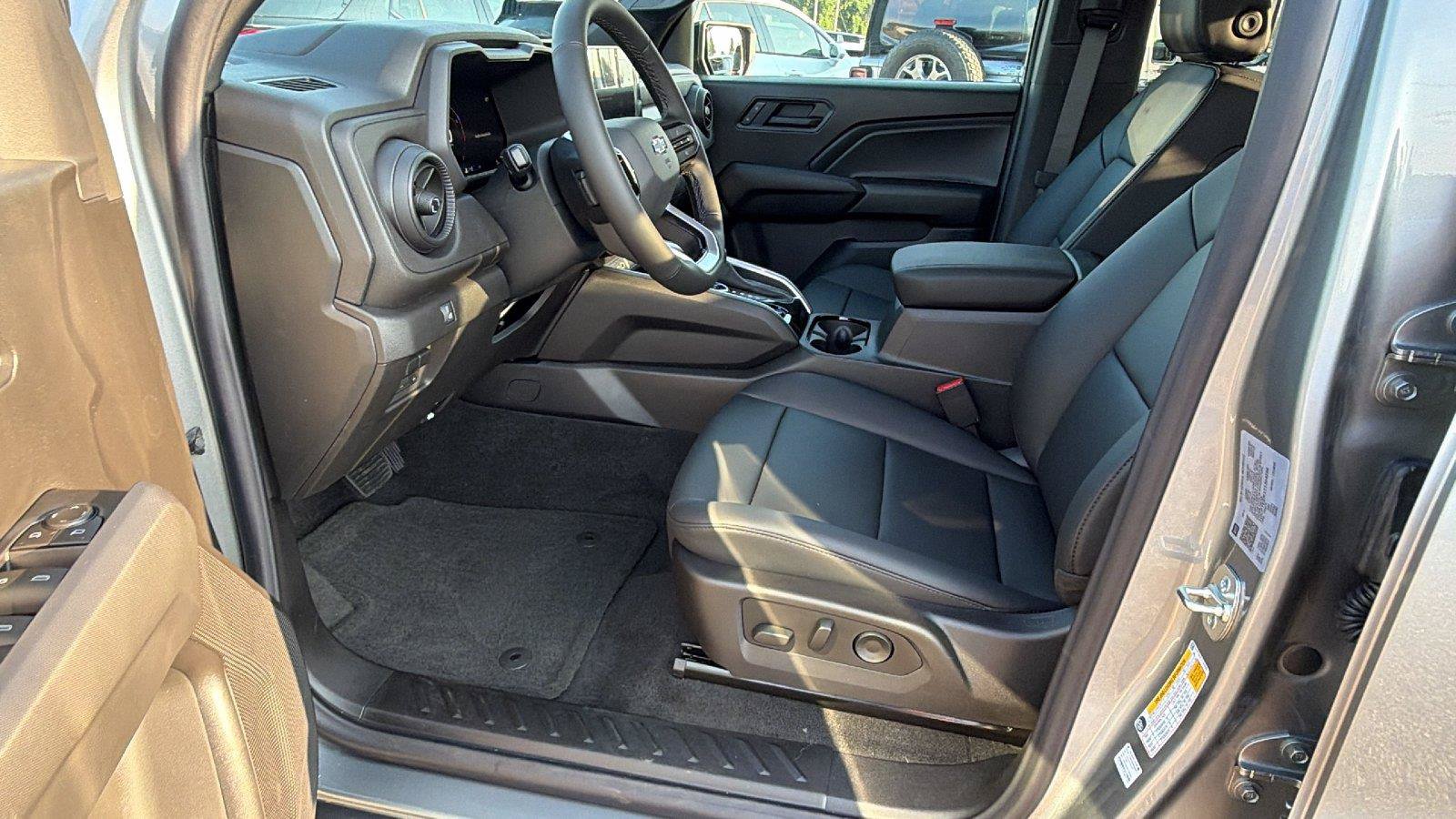 New 2026 Chevrolet Colorado Trail Boss AWD/4WD image 16