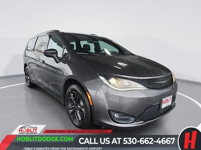 Certified 2020 Chrysler Pacifica Touring-L w/ Advanced Safetytec Group