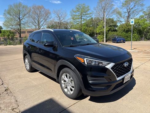 Used 2021 Hyundai Tucson Value w/ Cargo Package image 2