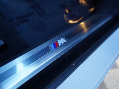 Used 2024 BMW 740i xDrive image 72