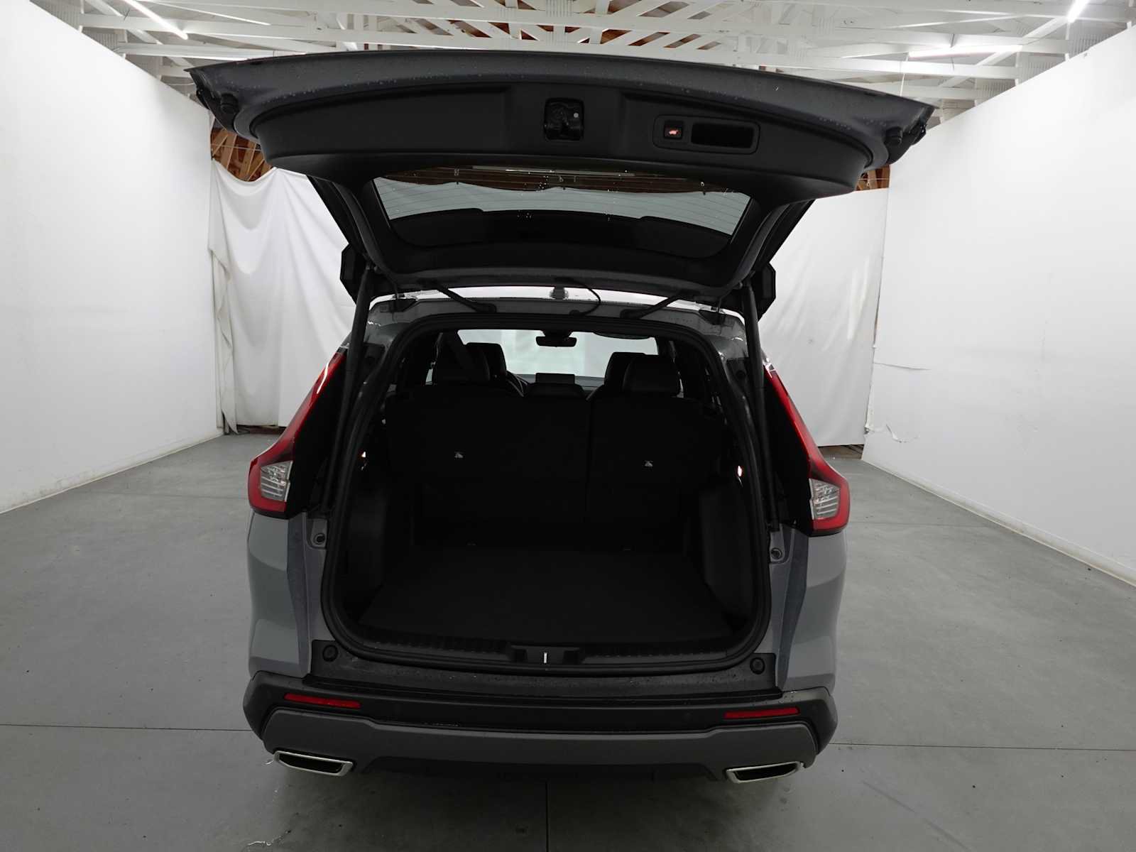 Used 2025 Honda CR-V Sport-L image 29