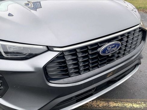 Used 2024 Ford Escape Platinum image 33