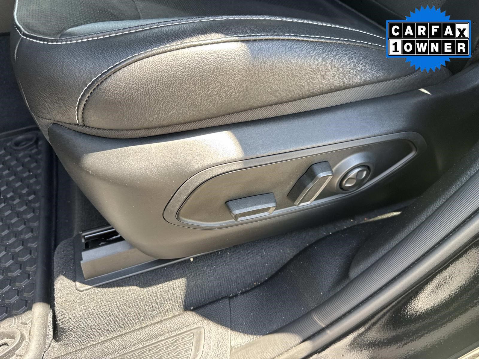 Used 2023 Jeep Grand Cherokee Altitude AWD/4WD image 22
