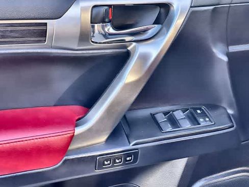 Used 2022 Lexus GX 460 Premium w/ Premium Package image 30