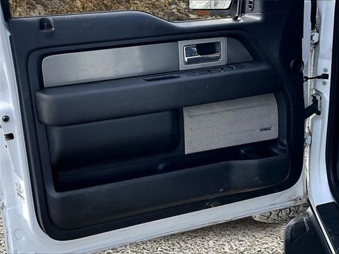 Used 2011 Ford F150 Raptor w/ Raptor Luxury Pkg image 21