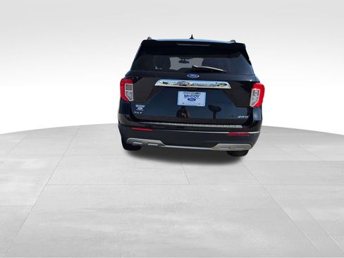 Certified 2022 Ford Explorer XLT w/ Equipment Group 202A AWD/4WD image 6