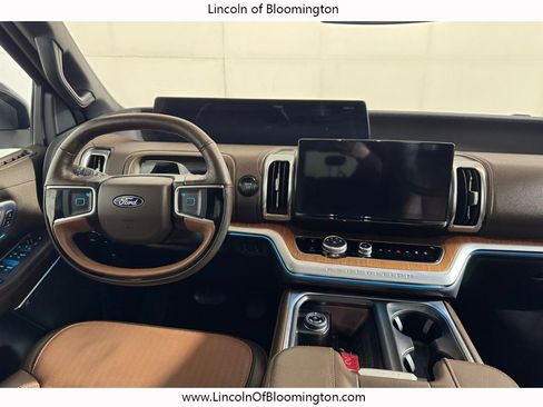 Used 2025 Ford Expedition Max King Ranch image 26