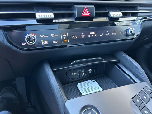 New 2026 Kia Sportage SX Prestige AWD/4WD image 24