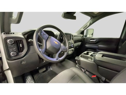 Used 2024 Chevrolet Silverado 2500 Custom w/ Custom Value Package AWD/4WD image 11