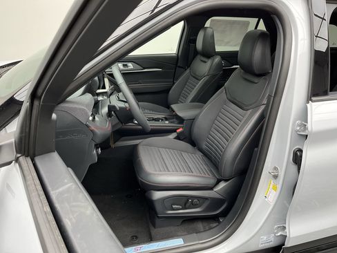 New 2026 Ford Explorer ST-Line AWD/4WD image 10