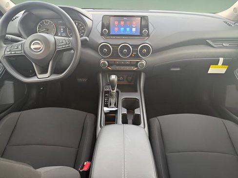 Certified 2025 Nissan Sentra S image 18