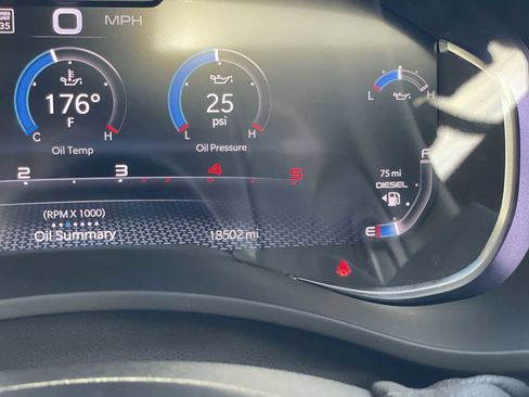 Used 2025 RAM 2500 Laramie image 12