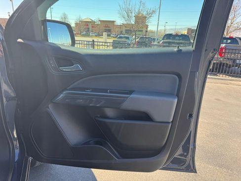 Used 2018 Chevrolet Colorado Z71 w/ Centennial Edition image 10