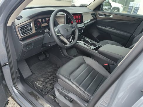 Certified 2026 Volkswagen Atlas SEL AWD/4WD image 11