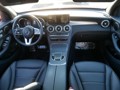 Used 2022 Mercedes-Benz GLC 300 GLC 300 image 10