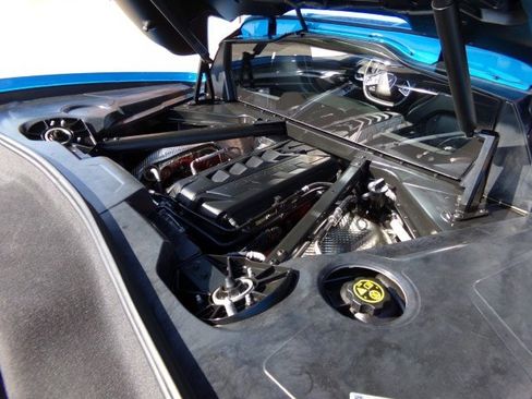 Used 2023 Chevrolet Corvette Stingray Preferred Cpe w/ Z51 Performance Package RWD image 12
