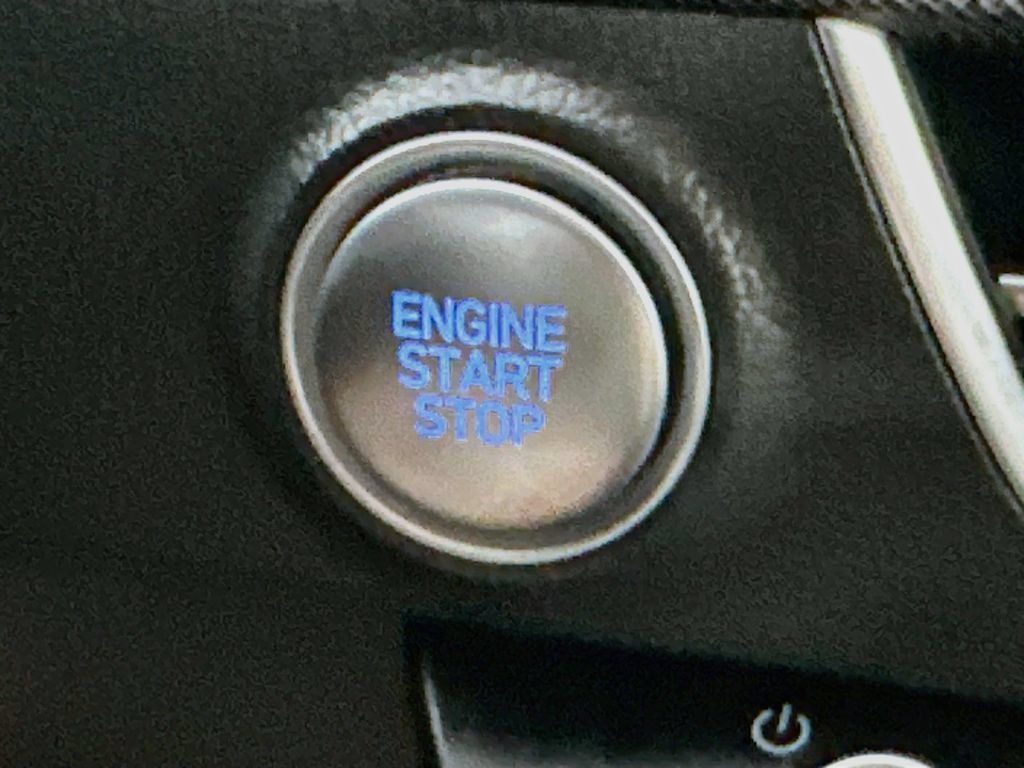 Used 2025 Hyundai Sonata SEL FWD image 25
