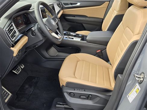 New 2026 Volkswagen Atlas Cross Sport SEL R-Line image 6