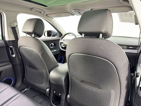 Used 2022 Hyundai Ioniq 5 Limited image 38