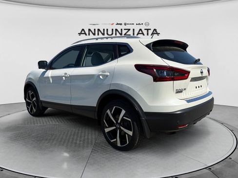 Certified 2022 Nissan Rogue Sport SL AWD/4WD image 3