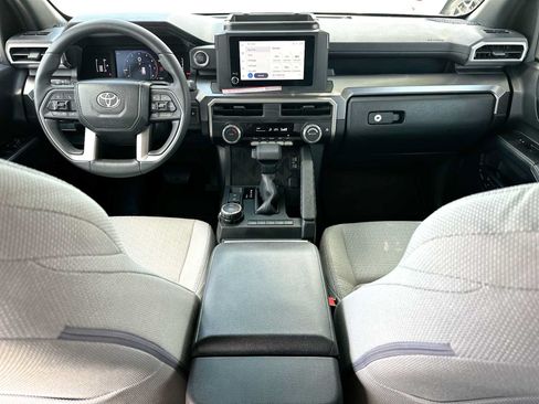 Used 2026 Toyota 4Runner SR5 AWD/4WD image 25
