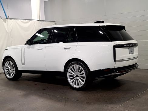 New 2026 Land Rover Range Rover Autobiography image 12