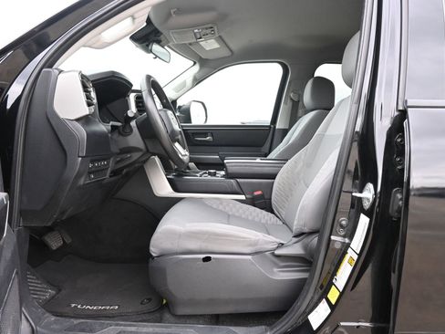Used 2022 Toyota Tundra SR5 AWD/4WD image 16