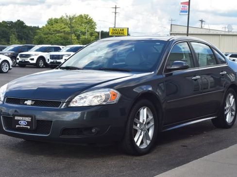 Used 2015 Chevrolet Impala LTZ FWD image 14