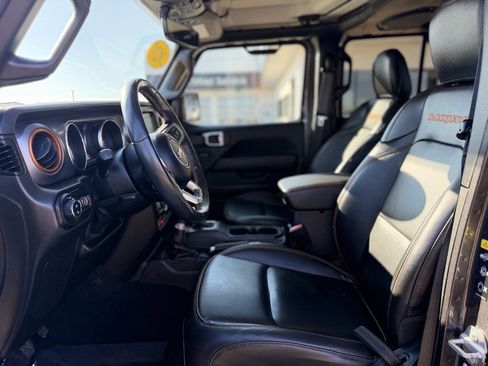 Used 2021 Jeep Gladiator Mojave image 7