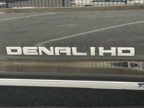 Used 2018 GMC Sierra 3500 Denali image 20