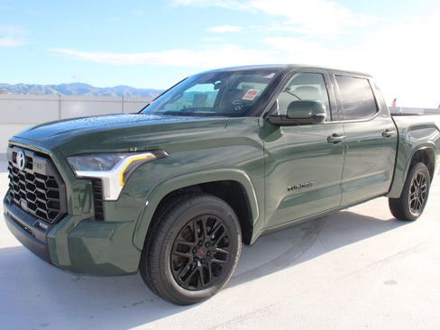 Used 2022 Toyota Tundra SR5 w/ TRD Sport Premium Package image 7