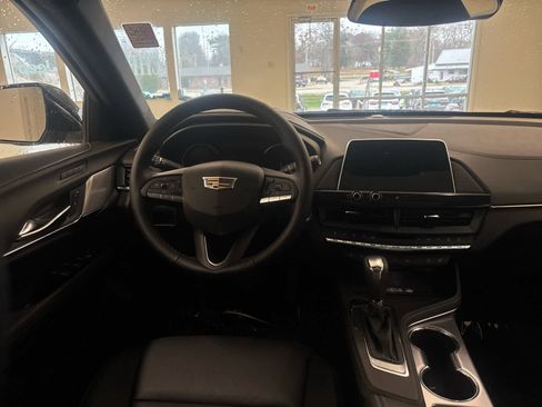 Used 2025 Cadillac CT4 Premium Luxury image 22